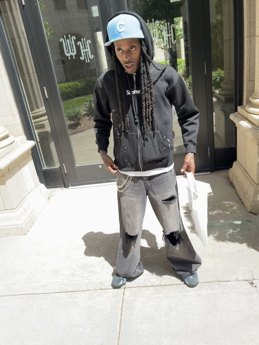 KesceyWayne's tweet photo. Tune https://t.co/lIFP0iaS95