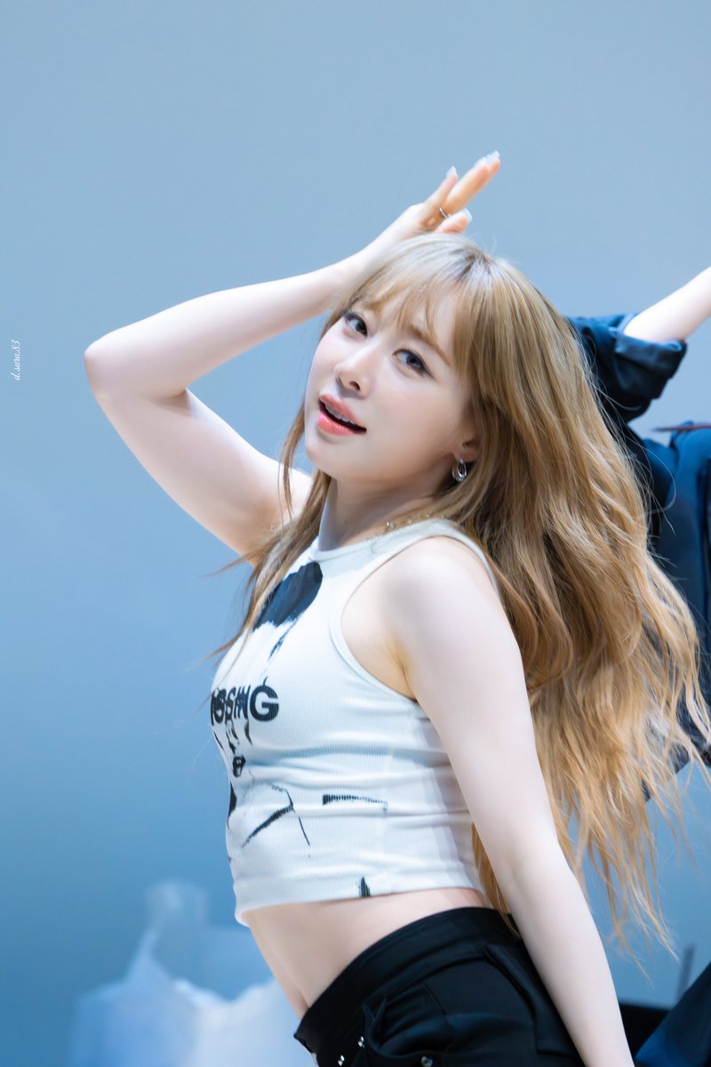 d_suru_83's tweet photo. 260524
아이오아이
뮤직플랜트 팬싸인회
#연정 #Yeonjung #아이오아이 #IOI https://t.co/t4JiYrkxxw