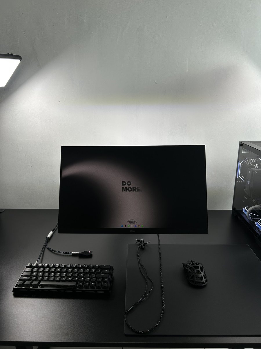 isacsetup's tweet photo. do more

#desksetup https://t.co/jbvfaEIlt0