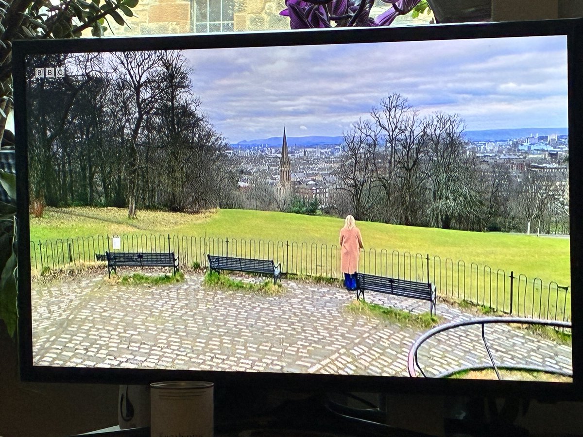 GovanhillGo's tweet photo. There’s Zoe Ball in Queens Park on Who Do You Think You Are. No idea why because her family came from Bridgeton 🤣 https://t.co/RwgG9n0V3k
