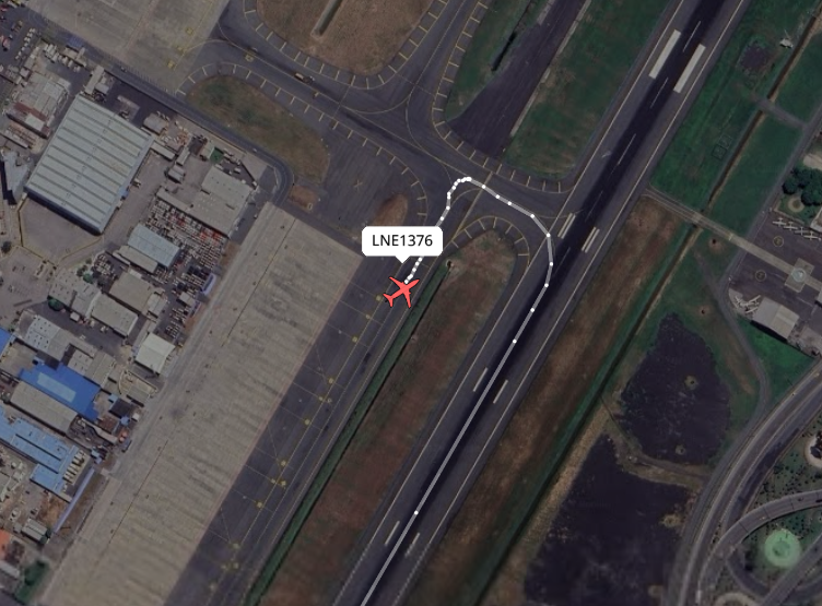 LeninBIT's tweet photo. En este instante aterrizó en GYE #Guayaquil según FlightRadar sin mayor novedad. https://t.co/kSV82Sr8wa