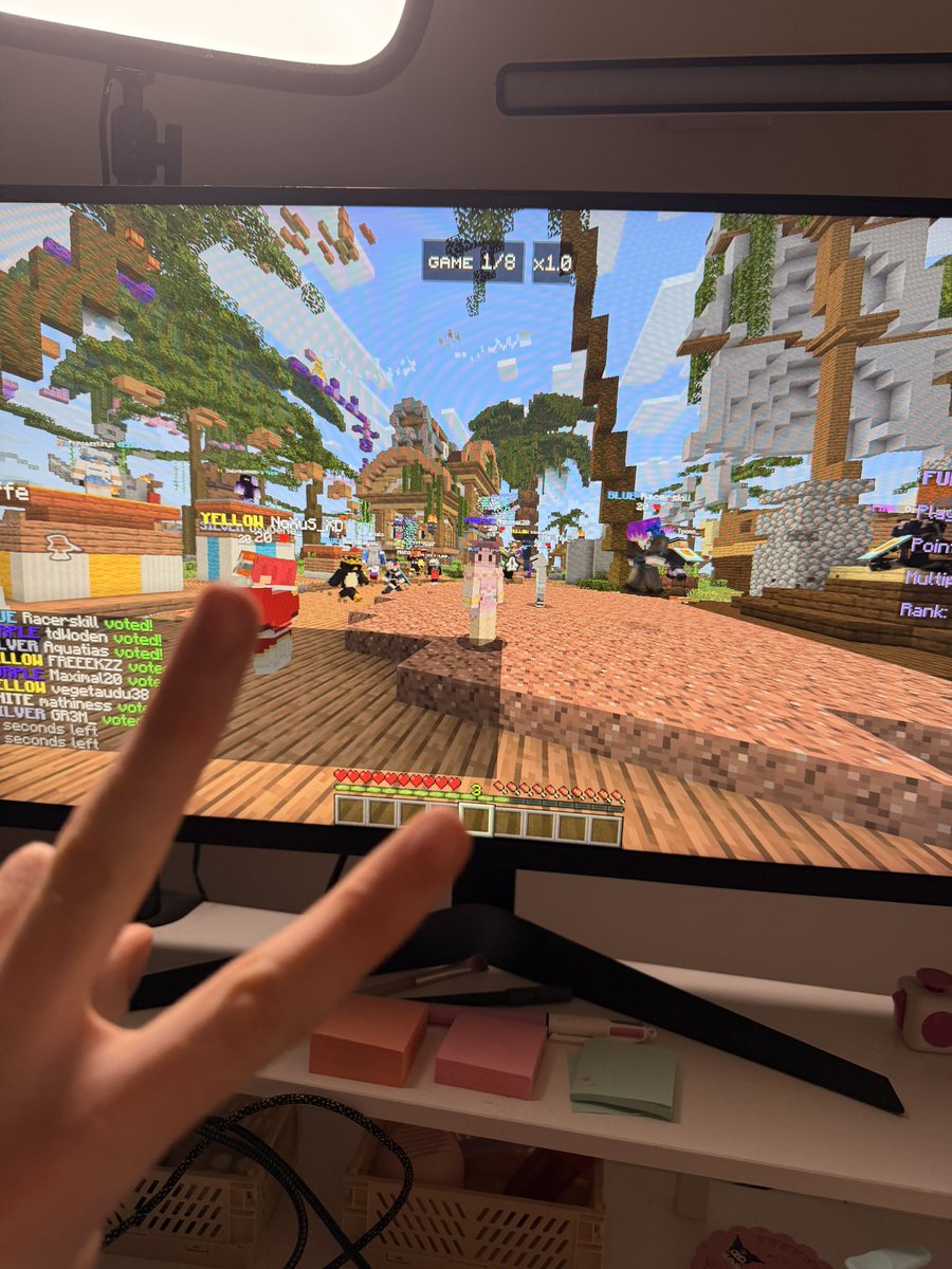 Shadoune666's tweet photo. Funnie Wars en francés con la cuenta de @MaryBlog32 

No estoy en directo pero mis compas Guill y Mathox están en directo https://t.co/8jo7TffuxJ