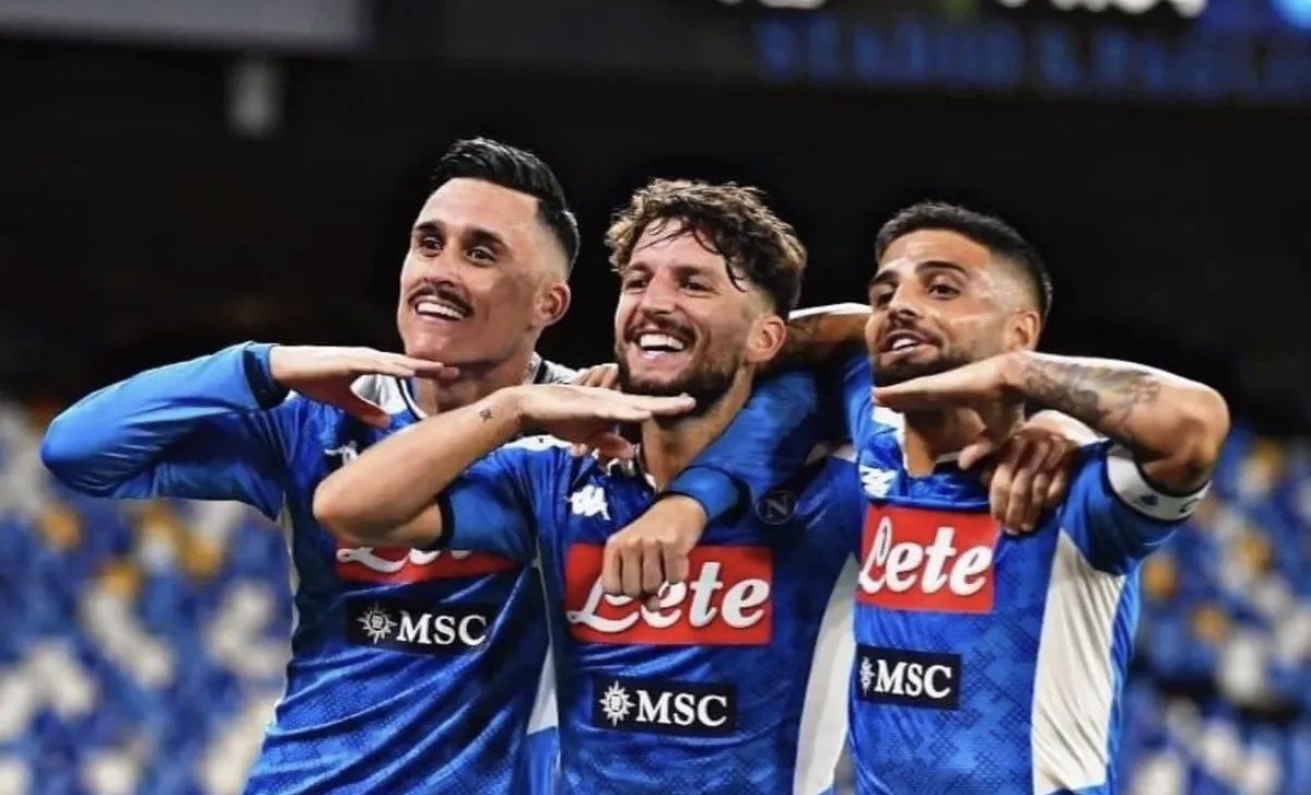 forza n4pule🏆💙 tweet media