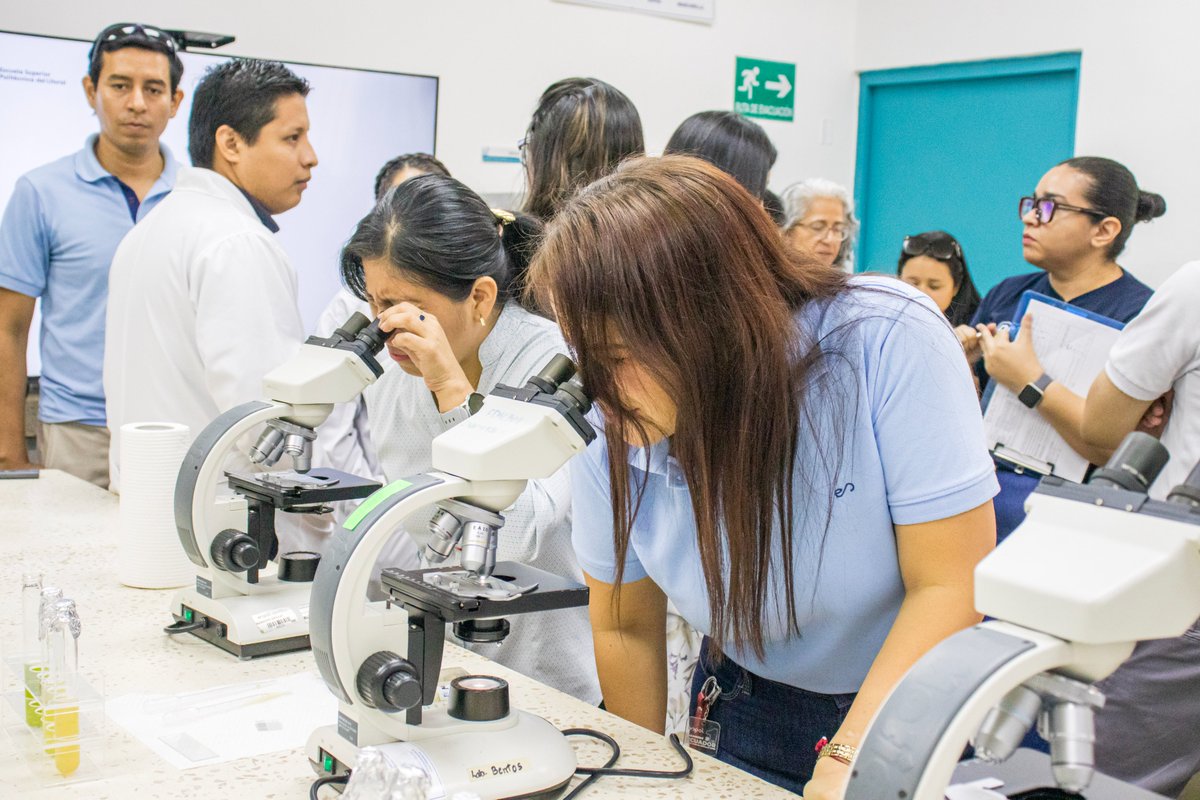 OtriESPOL's tweet photo. 🚀 Desde @OtriESPOL seguimos impulsando espacios de conexión y colaboración a través de #LabConnect

Docentes, técnicos y personal administrativo de @espol conocieron de cerca los laboratorios de Sistemas Marinos, Bentos, Patología y Oceanografía Física de @fimcmespol 🌊

#SILAB https://t.co/wZHbVpNWiu
