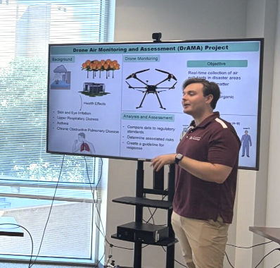 tamusuperfund's tweet photo. @tamusuperfund &amp; @tamutox trainees at #TrACMeet with the Presidential Leadership Scholars - sharing their #SRP_research in 3-minute flash talks to an audience from community, nonprofit, public health, and industry orgs. Science that connects - Science with impact.   @NIH https://t.co/GLYdjPDWP4