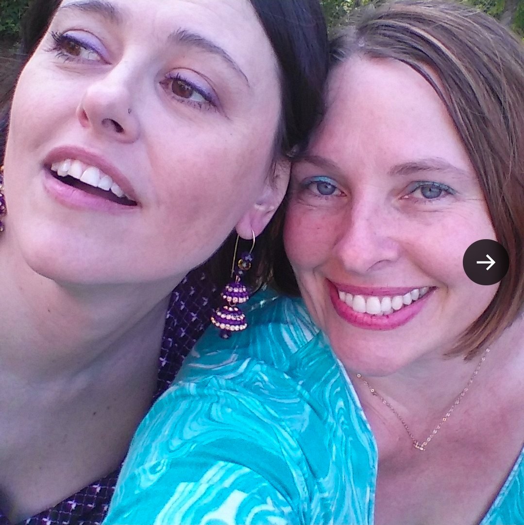 JennVoix's tweet photo. It's hard to believe it's been 10 years since I met @googlygirl98 in person!
Christine changed my life for the better. 
(I can't say that for every tweep I've met irl.)
I love &amp; appreciate you, "sis" ! 🥰💝🕉☸️ https://t.co/RtsE8jykWY
