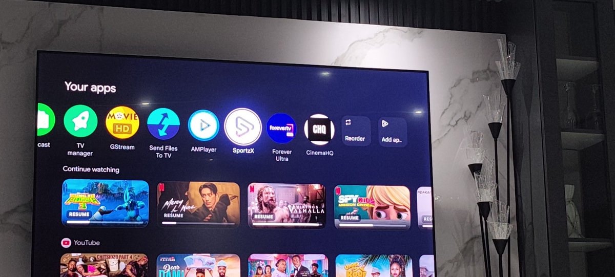 MSimonsemo's tweet photo. @geostylz Xiaomi s pro mini led tv 🔥🔥🔥🔥🔥 https://t.co/dmM801LvdW