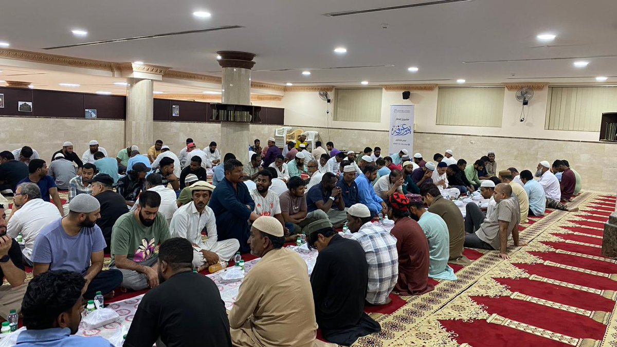 jaleyatrt's tweet photo. 💠 من أنشطة ⁧#جاليات_رأس_تنورة⁩:
📋 | إفطار صيام يوم عرفة 
🌐 | دعاة الجمعية 
🗓️ | الثلاثاء 09-12-1447ھ   
🕌 | جامع الأمير محمد بن فهد 
👥 | عدد المستفيدين (200) مستفيد 
⁦@dawahrt⁩ ⁦@lady_dawah https://t.co/TwB0LxyInC