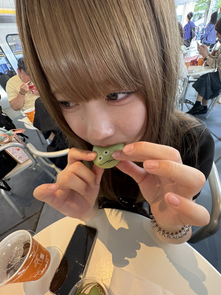 g__d_59's tweet photo. めっちゃ食ってめっちゃ遊んでめっちゃ歩いた 過去一楽しかった〜彼女可愛かった〜〜次はシー連れてくからね〜😼😼😼 https://t.co/kUXidwx7Ez
