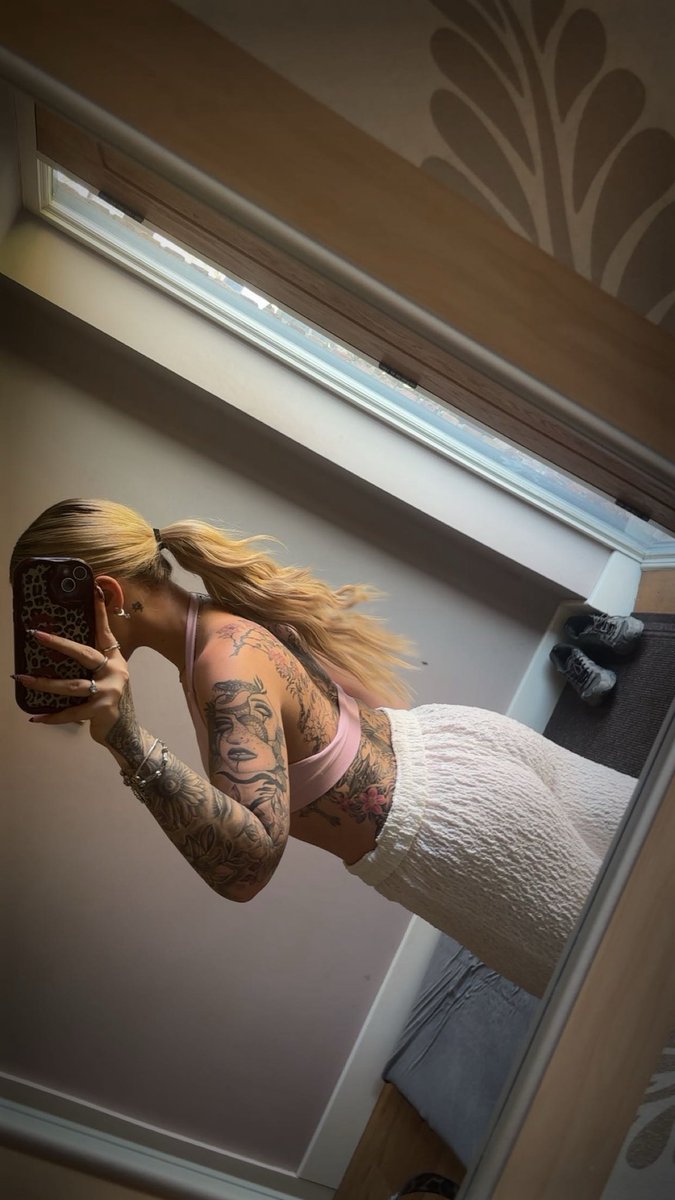 CelestialTazz🌸🍑 tweet media