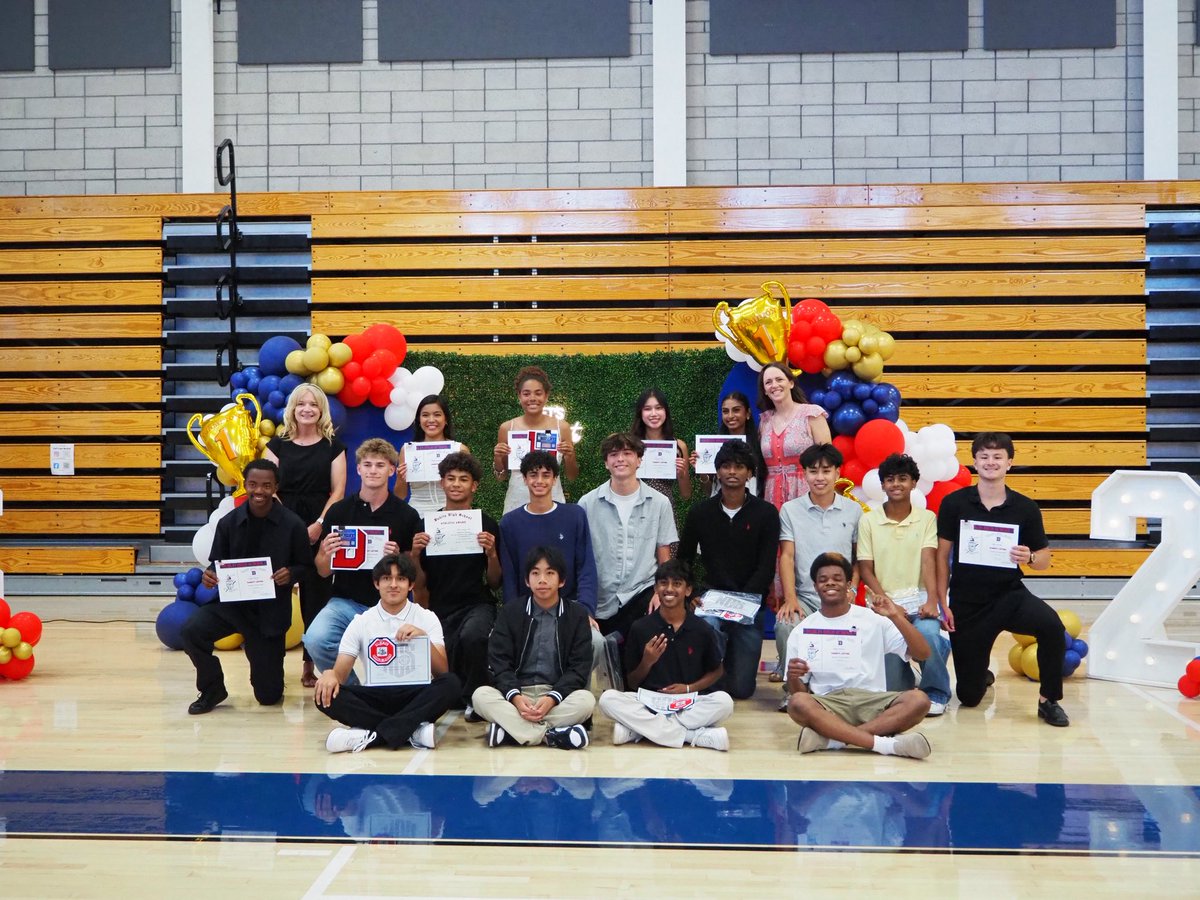 torok_jake's tweet photo. From injury recovery to finishing with 
  -  a varsity letter
  -  NCS Meet of Champions
  -  the Most Resilient award

the work continues. Grateful for everything track has taught me 🙏 https://t.co/dWtYcuhavd