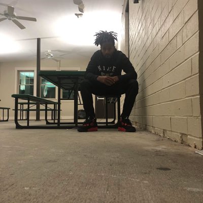 Kentrell1285261's tweet photo. #NewProfilePic https://t.co/xmMRRsVR29