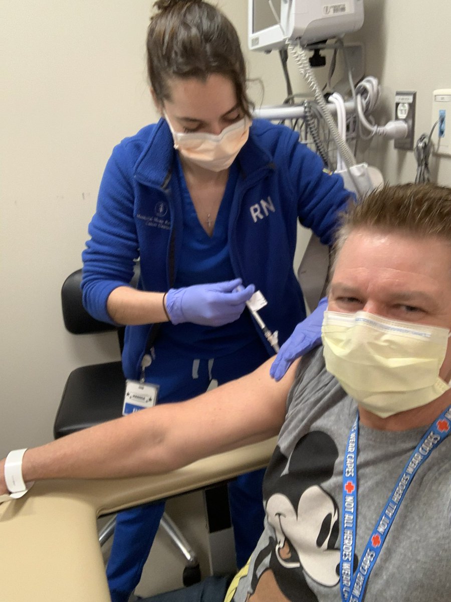 echotechdennis's tweet photo. @hwinkler4real Absolutely.  I work in NYC hospital and had Covid patients that died with no family members around.  Thank God for my Covid vaccine December 2020 https://t.co/C4oYcpjtyD