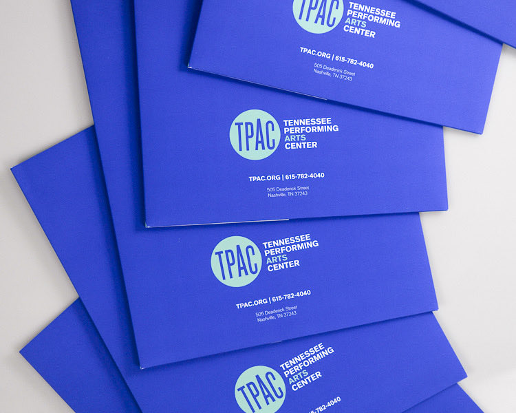 Phillips_Print's tweet photo. Presentation folders provide an organized way to assemble proposals, brochures, and supporting materials when meeting with potential donors and partners. 
https://t.co/KmQY3BNAEN https://t.co/ECMDxvgfcH