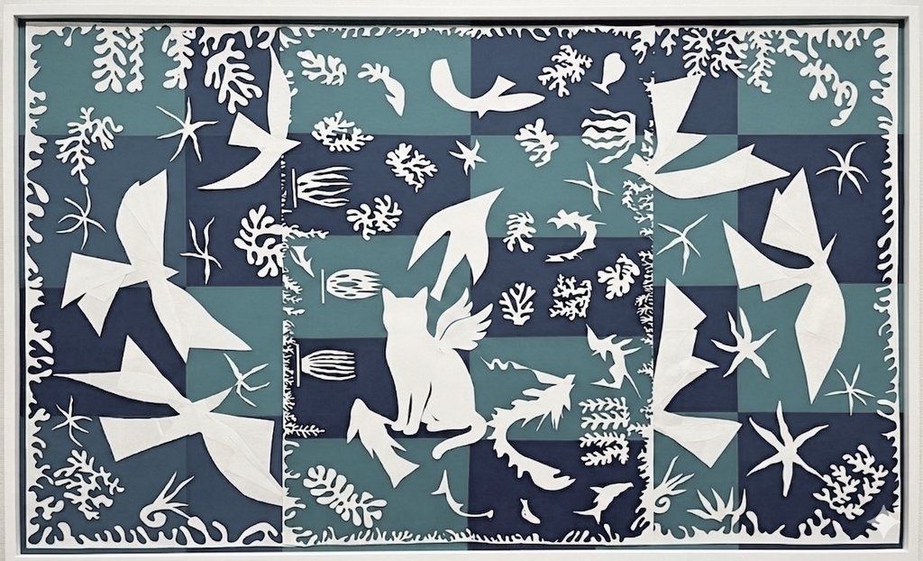 wikicatt's tweet photo. 💙 Matisse motifs 〰️🔹️

le ciel, la mer, les chats, l'été https://t.co/TOvmEolO9l