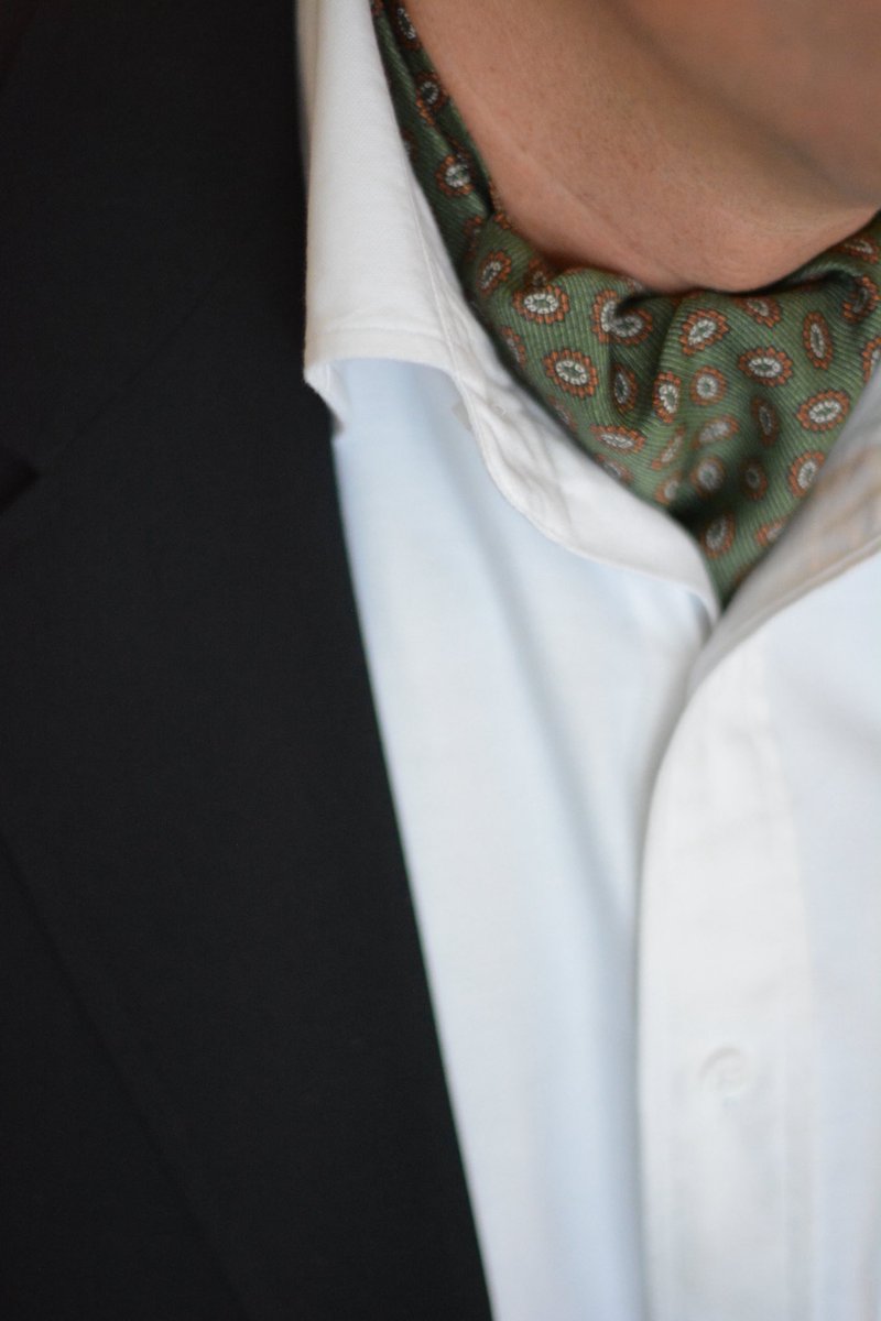 foxandroot's tweet photo. Italian silk https://t.co/Cr1i0SNZBx