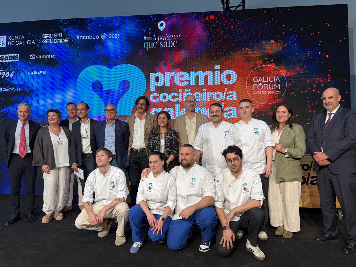 MartaVAgal's tweet photo. Parabéns Antón Castro, do restaurante Casa Gaibor de Guitiriz, polo Premio ao Cociñeiro Galego 2026 que organiza Galicia Fórum Gastronómico.

Apostar por ese salmonete con fabas de Lourenzá, polos produtos do mar e da terra da nosa #GaliciaCalidade sempre é unha aposta segura https://t.co/jnfMkVBgKc
