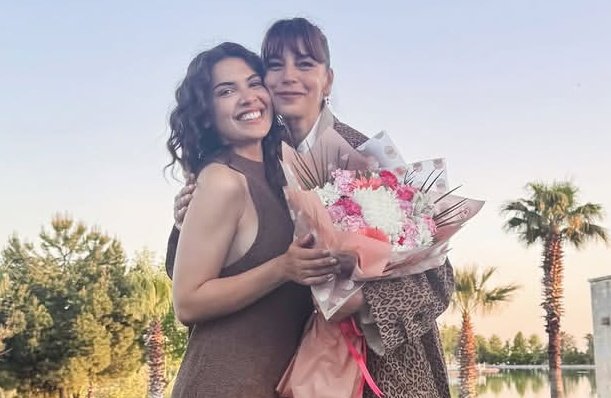 Leyla tweet media