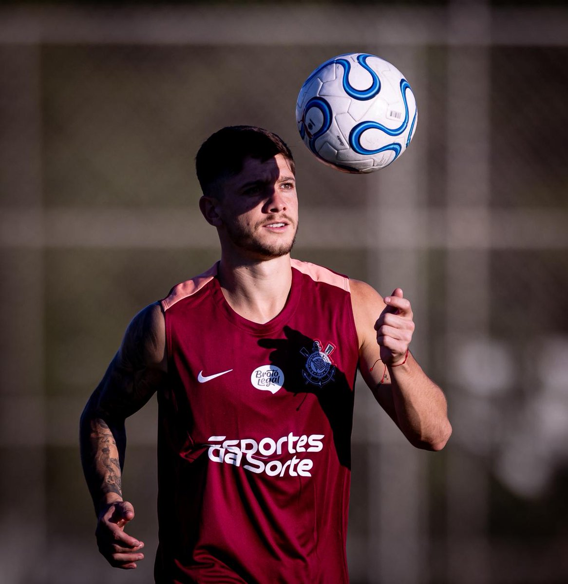 Corinthians's tweet photo. O Corinthians encerrou a preparação para a noite de amanhã. 🔜

As fotos do treino de hoje, antes da 6ª rodada da CONMEBOL Libertadores. 

📸  Rodrigo Coca / Corinthians

#VaiCorinthians https://t.co/nCYxks4Jn9