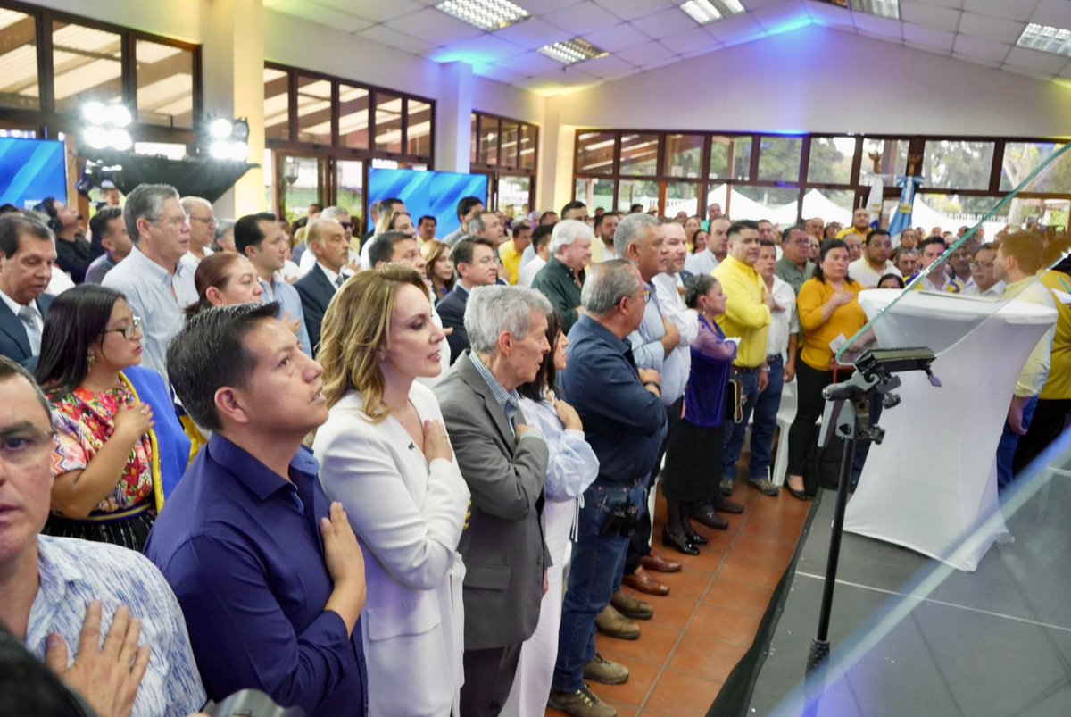 Douglas Cuevas tweet media
