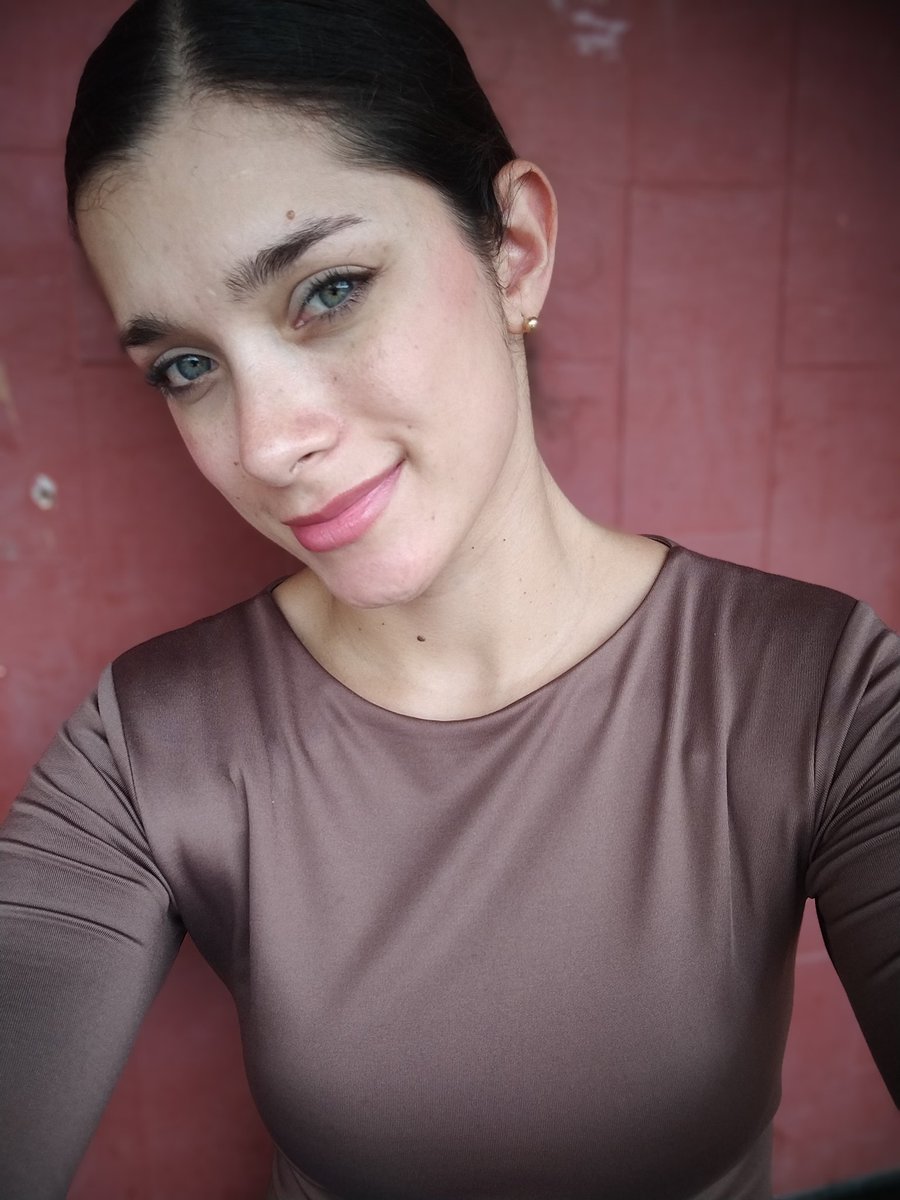 angelica96 tweet media