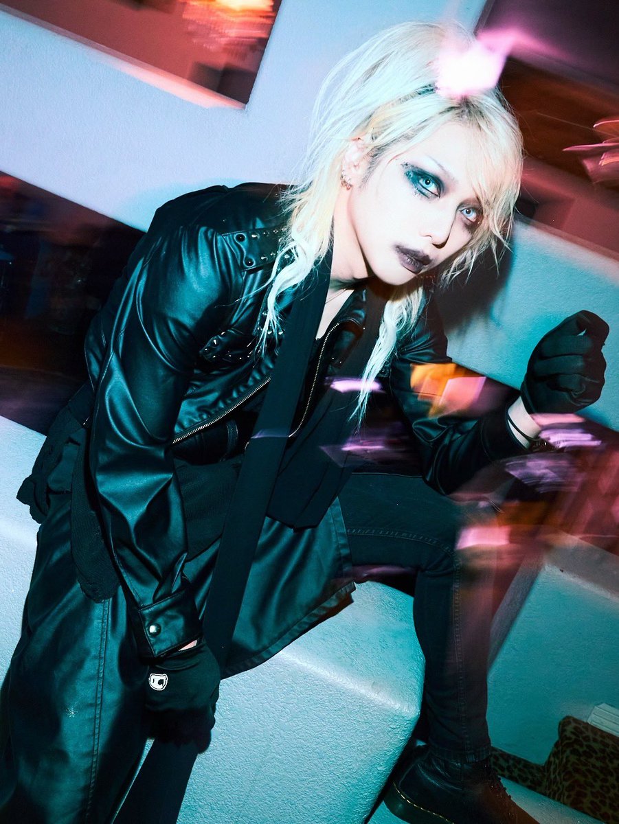 Ricko_JILUKA tweet picture