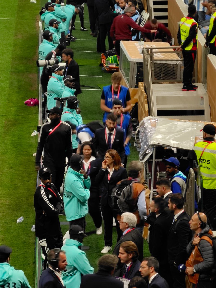 Rahafowais's tweet photo. Mexico called, and I answered 🇲🇽⚽️

Excited to be joining the @FIFAWorldCup at Mexico City Stadium as part of the Partnerships Rights Delivery team.

See you in Mexico City.

#FIFAWorldCup #WorldCup2026 #FIFA https://t.co/Ljz13dfmfI