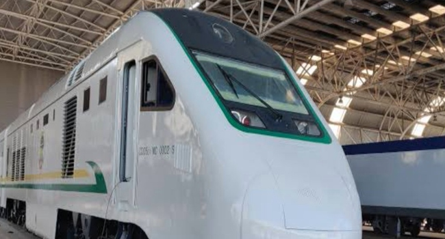 channelstv's tweet photo. Eid-el-Kabir: FG Reduces NRC Train Fares By 50%

https://t.co/lIFyhoZ9wy https://t.co/ifg8qkI6wM