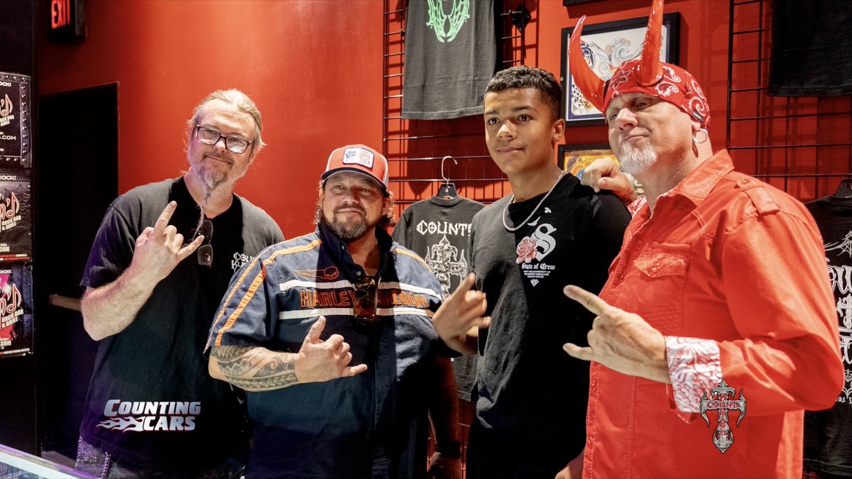 Count's Kustoms tweet media