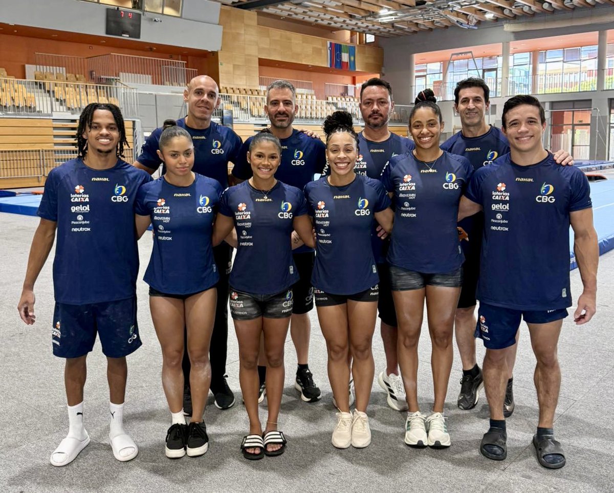 cbginastica's tweet photo. Olarrrr Koper! 👋🏼

Nosso timaço já está assim: Prontíssimo e belíssimo pós primeiro treino na cidade da Eslovênia 🇸🇮!

A partir de quinta-feira tem Brasil 🇧🇷 em ação no primeiro dia de classificatórias da Copa do Mundo de Ginástica Artística! Sexta acontece o segundo dia e no sábado e domingo rolam as finais! 🤞🏽

Com TUDO, equipe! Estaremos acompanhando de pertinho, na torcida sempre! 💥