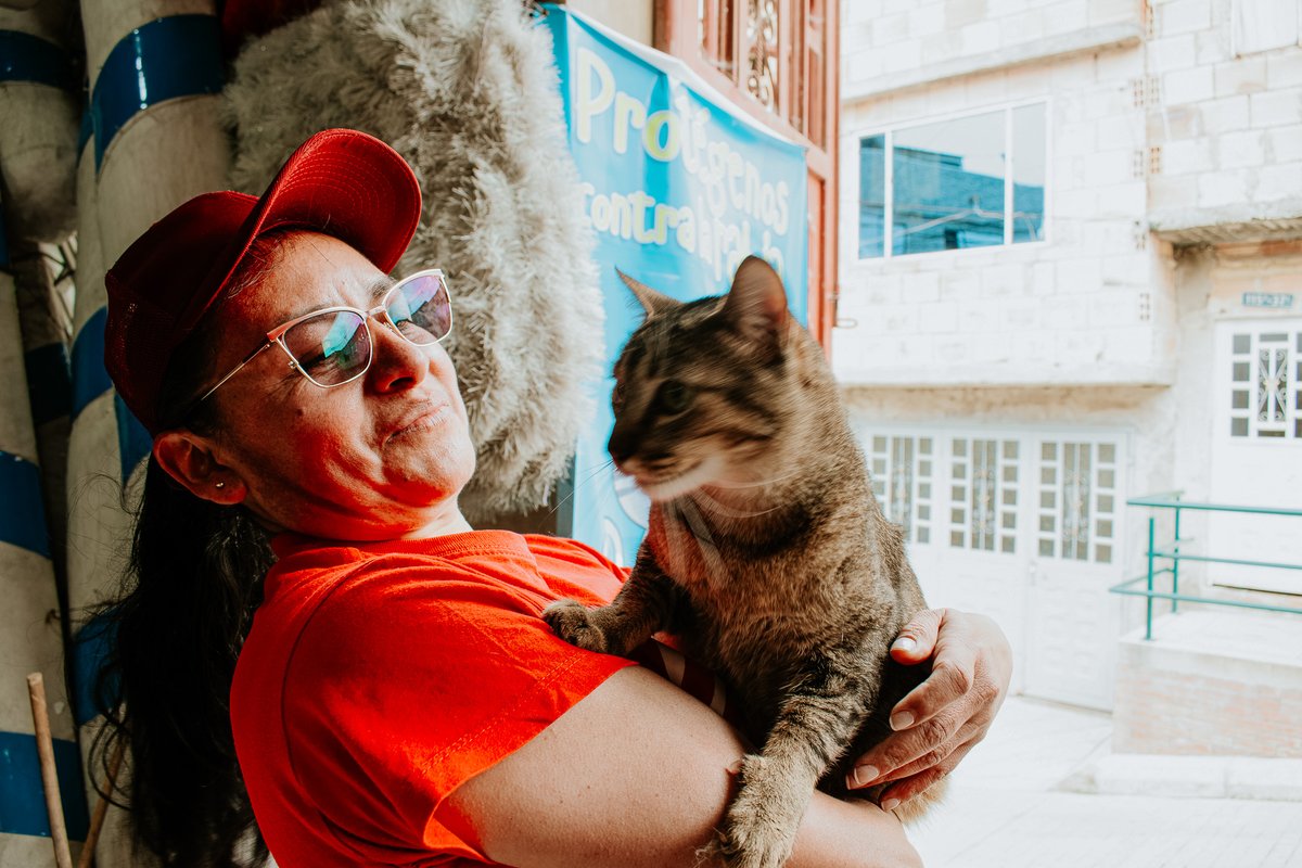 GranUsme's tweet photo. En Gran Américas Usme estamos comprometidos con nuestras comunidades, por eso junto a PyBA de la Alcaldía Local de Usme realizamos una jornada de bienestar animal que conto con:
- 100 animales de compañía atendidos.
- 75 vacunas antirrabicas.
- 57 ciudadanos sensibilizados. https://t.co/hWo7KCVtlh