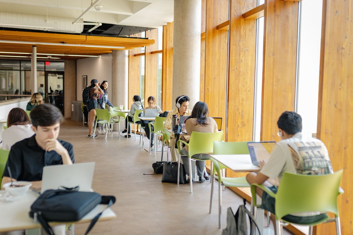 FutureComets's tweet photo. Join Our Transfer Mentor Program! 🚀

Connect with a student mentor to boost your transfer success! 

Explore the Transfer Mentor Program: https://t.co/gqxCGfBtWv
✅ Next steps checklist: https://t.co/zO76mHbVau https://t.co/UzBmd8GtPs
