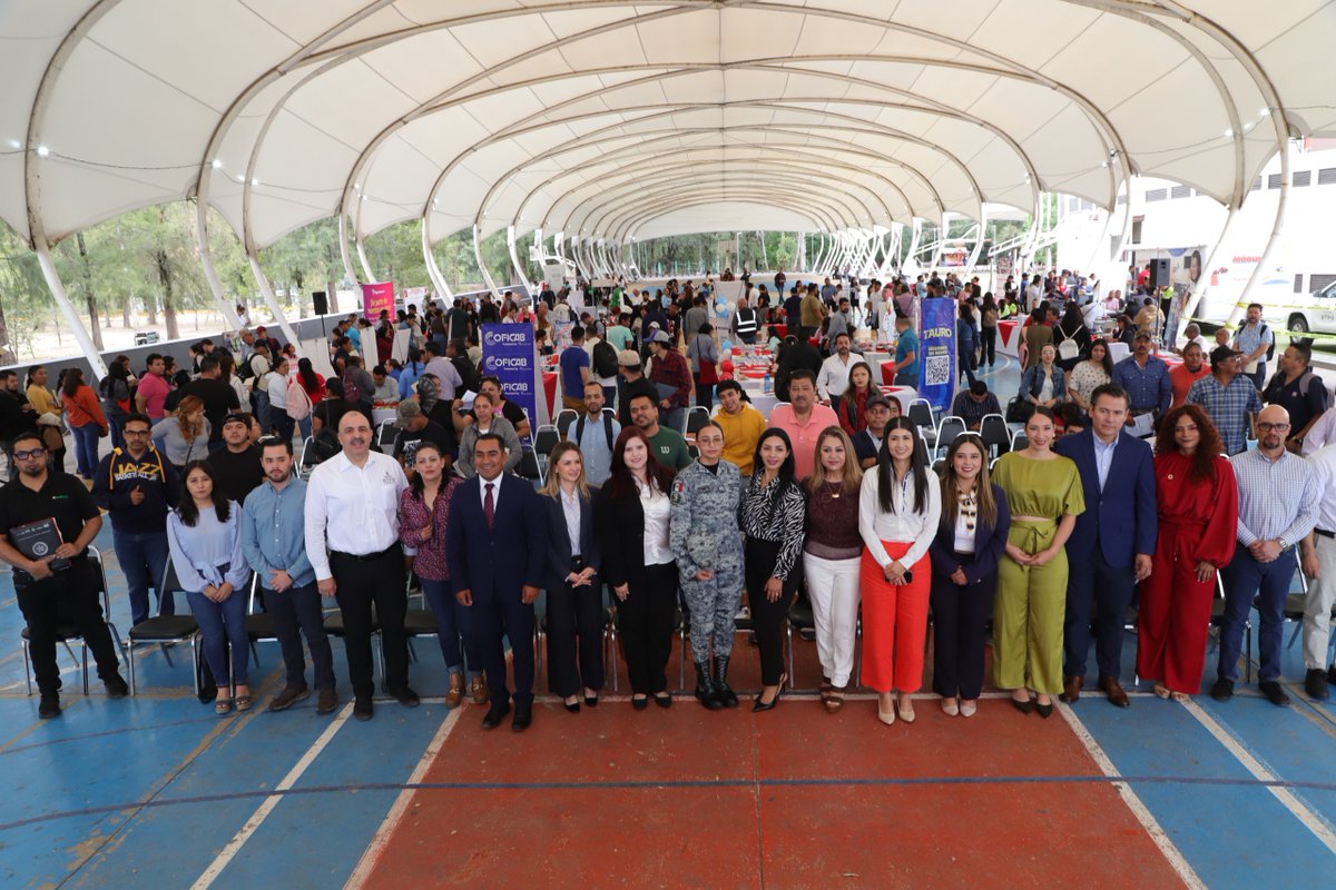stypsdgo's tweet photo. La Feria de Empleo Por un Trabajo Digno 2026 en Durango capital ofertó 300 vacantes de 25 empresas, con lo que se reafirmó como el espacio de oferta laboral más cercano y directo para los duranguenses @snedurango https://t.co/ee8WNmOpIb
