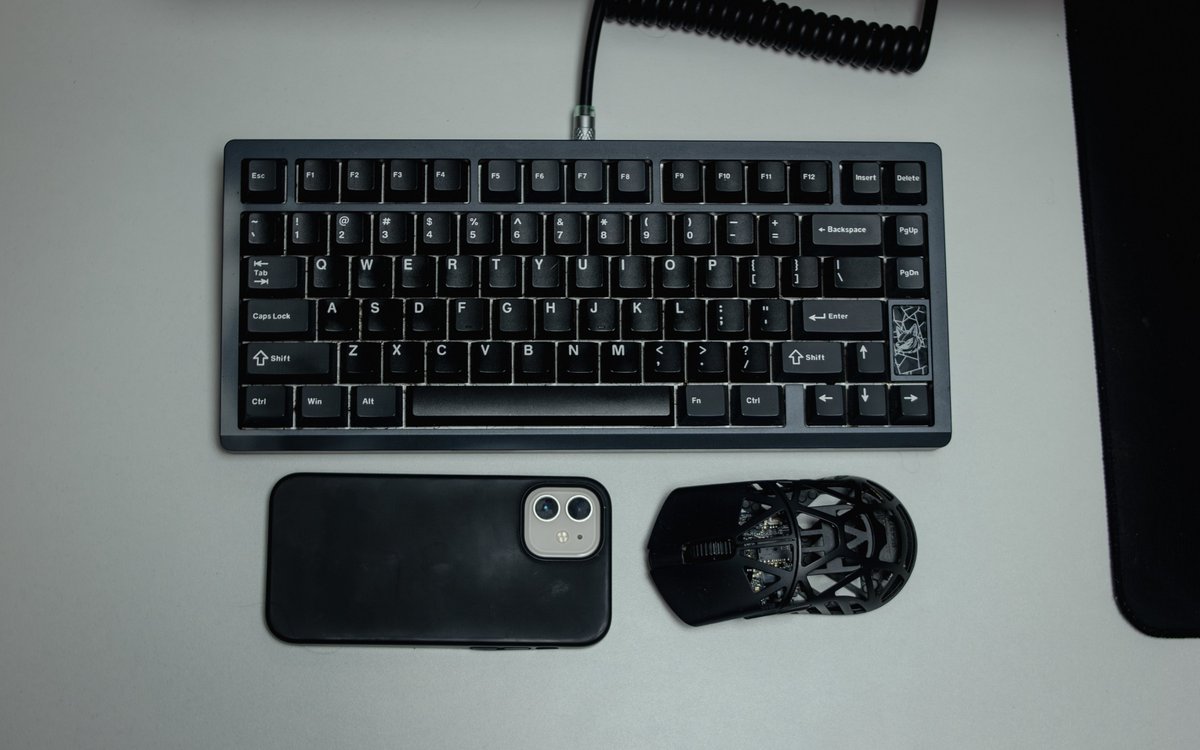 techkazuy's tweet photo. i like the details
#desksetup https://t.co/mg3aLn0iHU