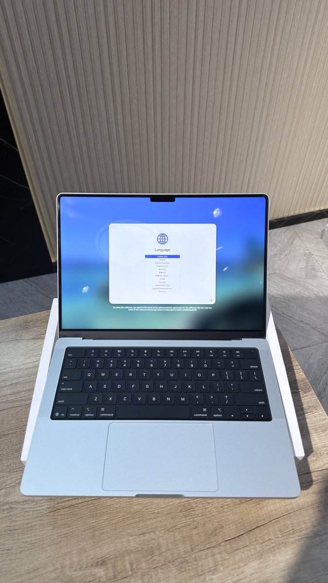 pazelectronics's tweet photo. 2026 MacBook Pro M5 
16gb ram 
512ssd 
Touch ID 
CC: 34
Battery Health : 100%
¢15500
————————
Shop located at Haatso. Paz electronics on Google Maps, a few meters from Haatso KFC and same building as FRYDEY and Northern Braids Bar. 
————————
Contact number : 0530558261 https://t.co/CM2zOctGCH