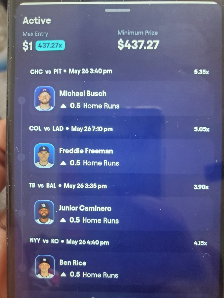 __19NineFour's tweet photo. This what we got for today 🍀🍀 #mlb #homeruns https://t.co/hpWAkJGHSE