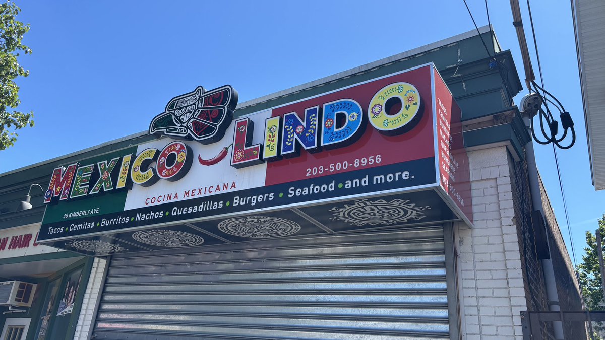 MYShift4's tweet photo. Mexico Lindo Cocina Mexicana is serving tacos, burritos, and fast checkouts with @shift4 🌮💳
Powered by Shift4 Dine for smooth payments + POS — because the only thing that should be extra is the guac. https://t.co/xETFCM9g04