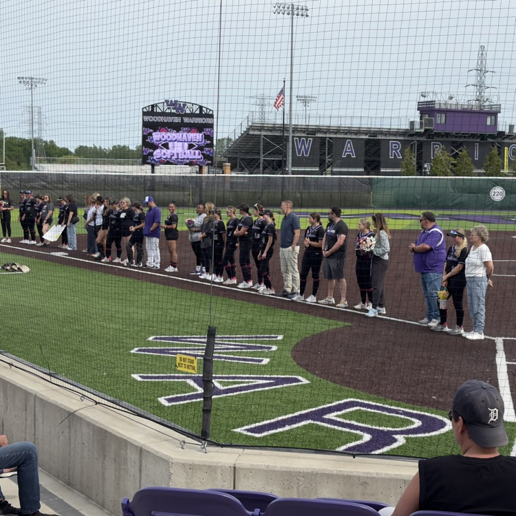 WoodhavenHigh's tweet photo. Teacher appreciation night at the softball game.  Warriors lead Divine Child 5-1 top of the fourth.  Go Warriors https://t.co/P4jHJP3LIY