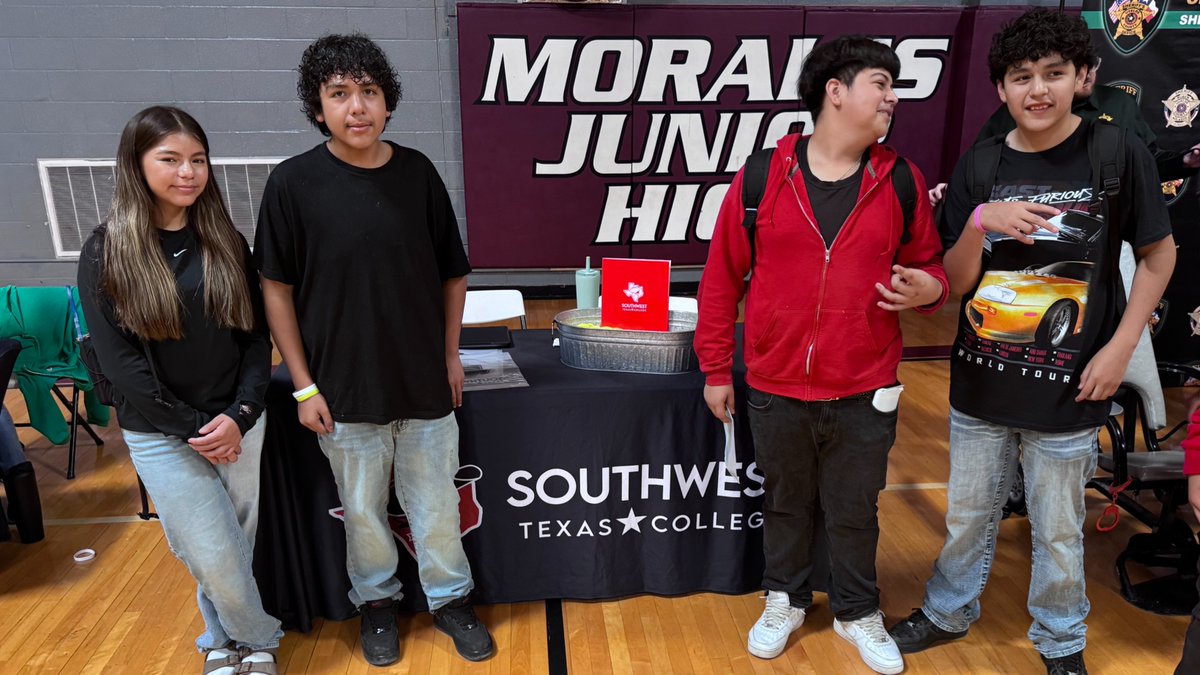 SWTXCollege's tweet photo. SWTX enjoyed attending the Uvalde Morales Jr. High Career Fair! 🤠 Students had the opportunity to ask questions, learn about higher education, and explore how the college can support their future goals in the workforce and beyond! ✨📚 #DreamBigHere #FutureCowboys https://t.co/cUuKVfk746