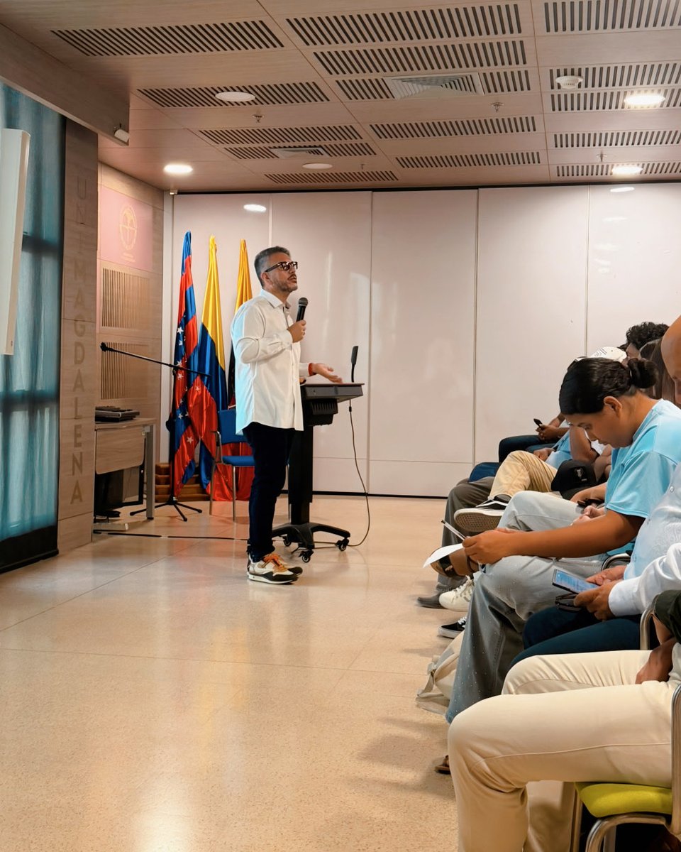 CNDJ_Col's tweet photo. La agenda académica de la Comisión Nacional de Disciplina Judicial continúa llegando a las universidades del país. 

En esta oportunidad, el presidente de la Comisión Nacional de Disciplina Judicial, magistrado Carlos Arturo Ramírez Vásquez, participó en el foro “Liderazgo, Ética y Disciplina en la Administración de Justicia”, un espacio impulsado por la @CNDJ_Col y la @Unimagdalena para promover la reflexión académica sobre los retos actuales de la judicatura.

Durante la jornada se dialogó sobre la importancia de fortalecer una administración de justicia íntegra, transparente y cercana a la ciudadanía.