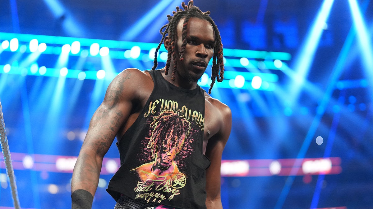 Planeta Wrestling tweet media