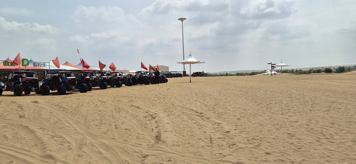UsetsuRin's tweet photo. Day 5 Camel riding (which supposed on day 3 due to heavy rain, a Museum (forgot the name) and an old city market https://t.co/uAzaQ0pEKw