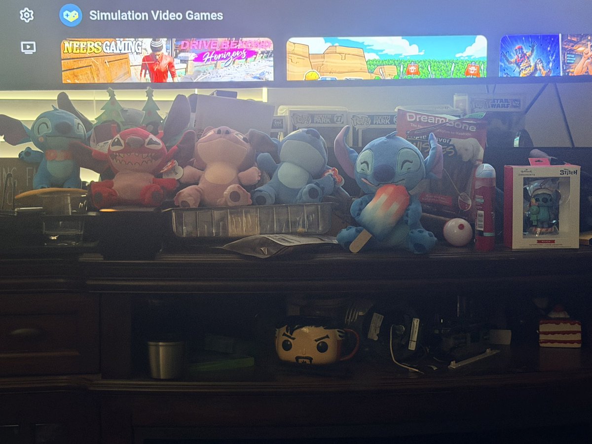 Zippy25x4's tweet photo. @naturewuffer Just a slight one I also own a stitch onesie https://t.co/eLqXOY04zz