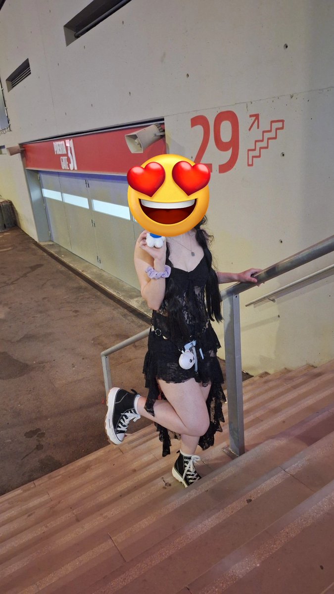 ⭒Sabrina 樂 🥠合 tweet media