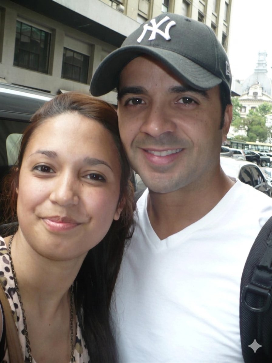 iara_lf's tweet photo. @LuisFonsi Cuanta juventud 👀👀💙💙💙 https://t.co/xLi77KgCtw