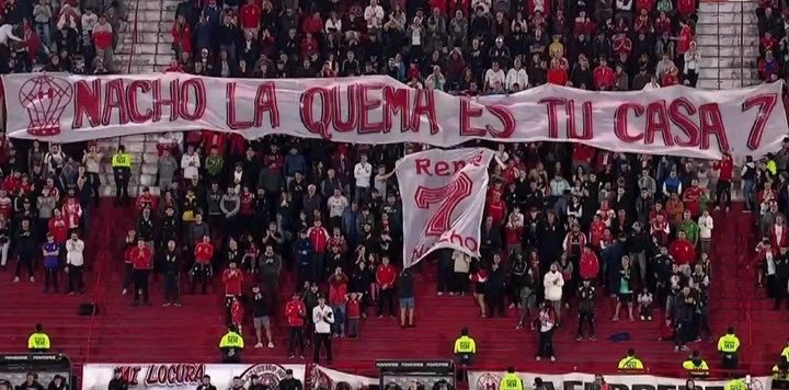 tomikemeroo03's tweet photo. El tipo vio esto y se fue igual, entienden lo que estan pidiendo? https://t.co/BiIyymRIOn