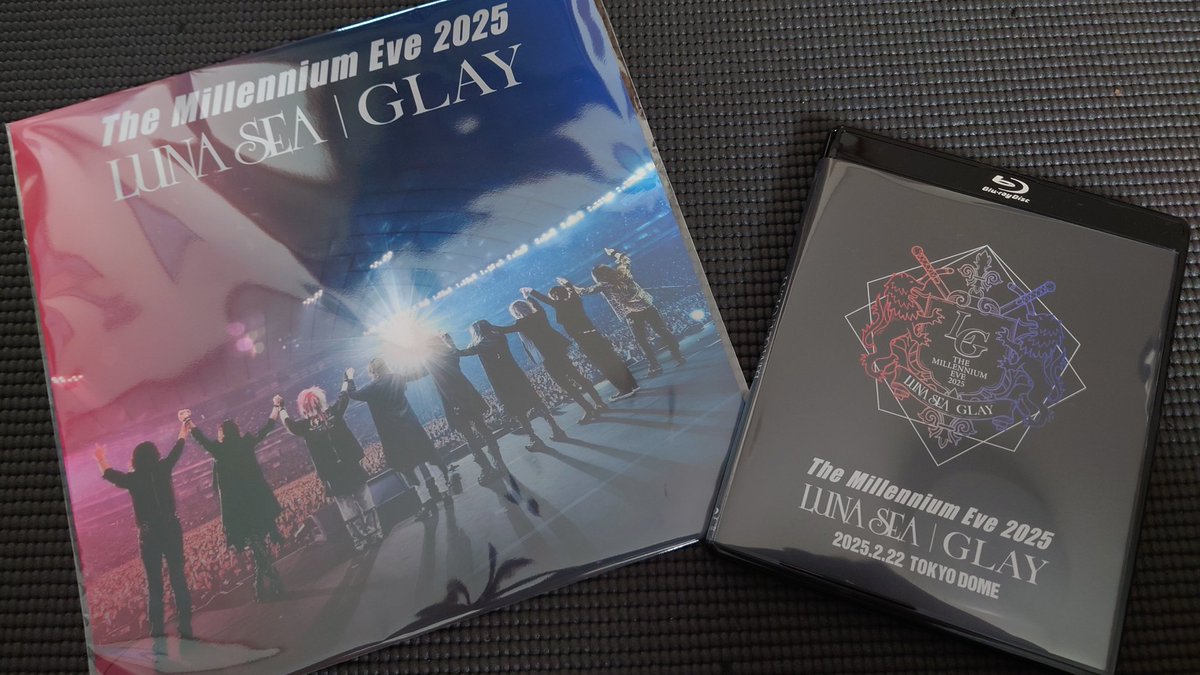 dragon451210's tweet photo. 初めてGLAYを見た日！
初めて2日間、東京ドームに行った日！
そして真矢さんのドラムを最後に見た日になってしまった。
やっぱリ凄いよ真矢さんのドラム✨
#LUNASEA
#GLAY https://t.co/qdsXFFfvI7