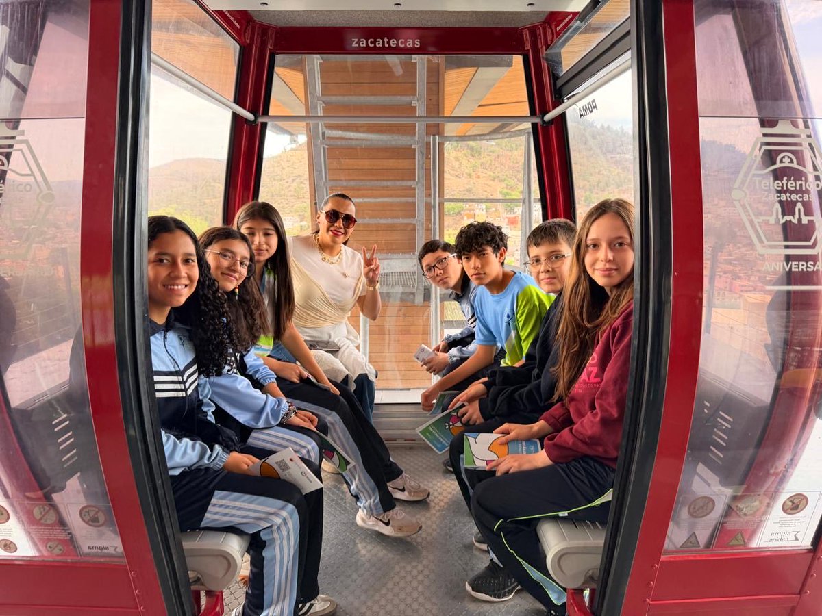 SriaGeneral_Zac's tweet photo. 🕊️ | La Subsecretaría de Prevención Social del Delito llevó a los integrantes de la Red de Juventudes Constructoras de Paz (#Jucpaz), del Colegio de Bachilleres Plantel 1 y del Grupo Technology LSV, a un recorrido en el Teleférico y al Museo Toma de Zacatecas.

#AñoDelProgreso https://t.co/5cnwoTc8IP