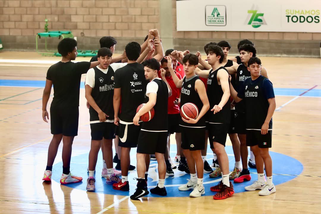 mexbasquet's tweet photo. #MexBasquet 🇲🇽🏀 ¡Inicia la concentración para la @AmeriCup U18! 

Los seleccionados mexicanos, convocados para la competencia continental, empezaron a llegar a León el lunes por la noche. 

📸 Cortesía @ComudeLeon https://t.co/vMVp71C4ha