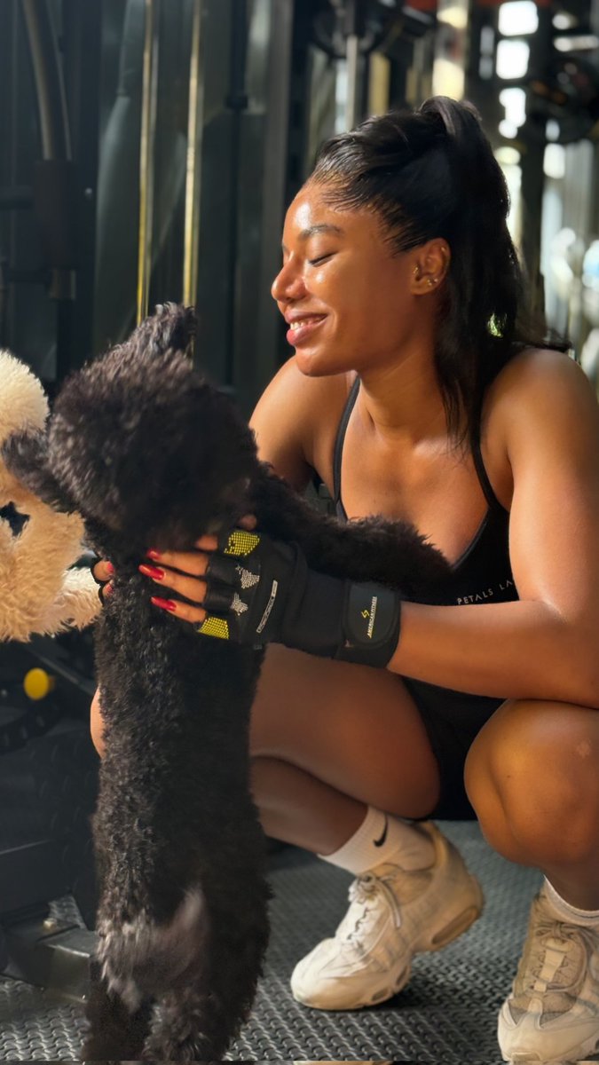 NancyIsime678's tweet photo. Real vibes don’t need explanations 😍😍 https://t.co/LOYjoRToU6
